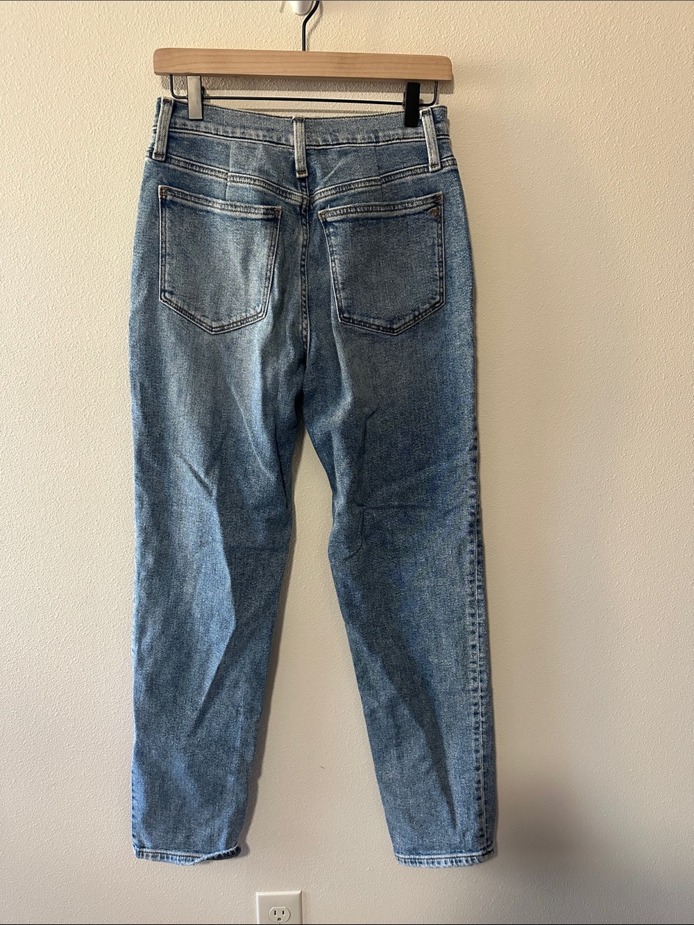 Madewell The Girljean in Berryton Wash: Distressed Comfort Stretch NF764 Sz 26T - Picture 9 of 9